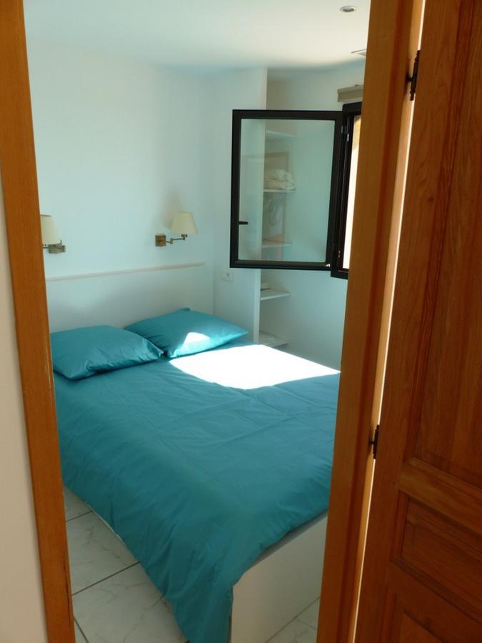 Appartement Face A La Mer La Croix-Valmer Bagian luar foto