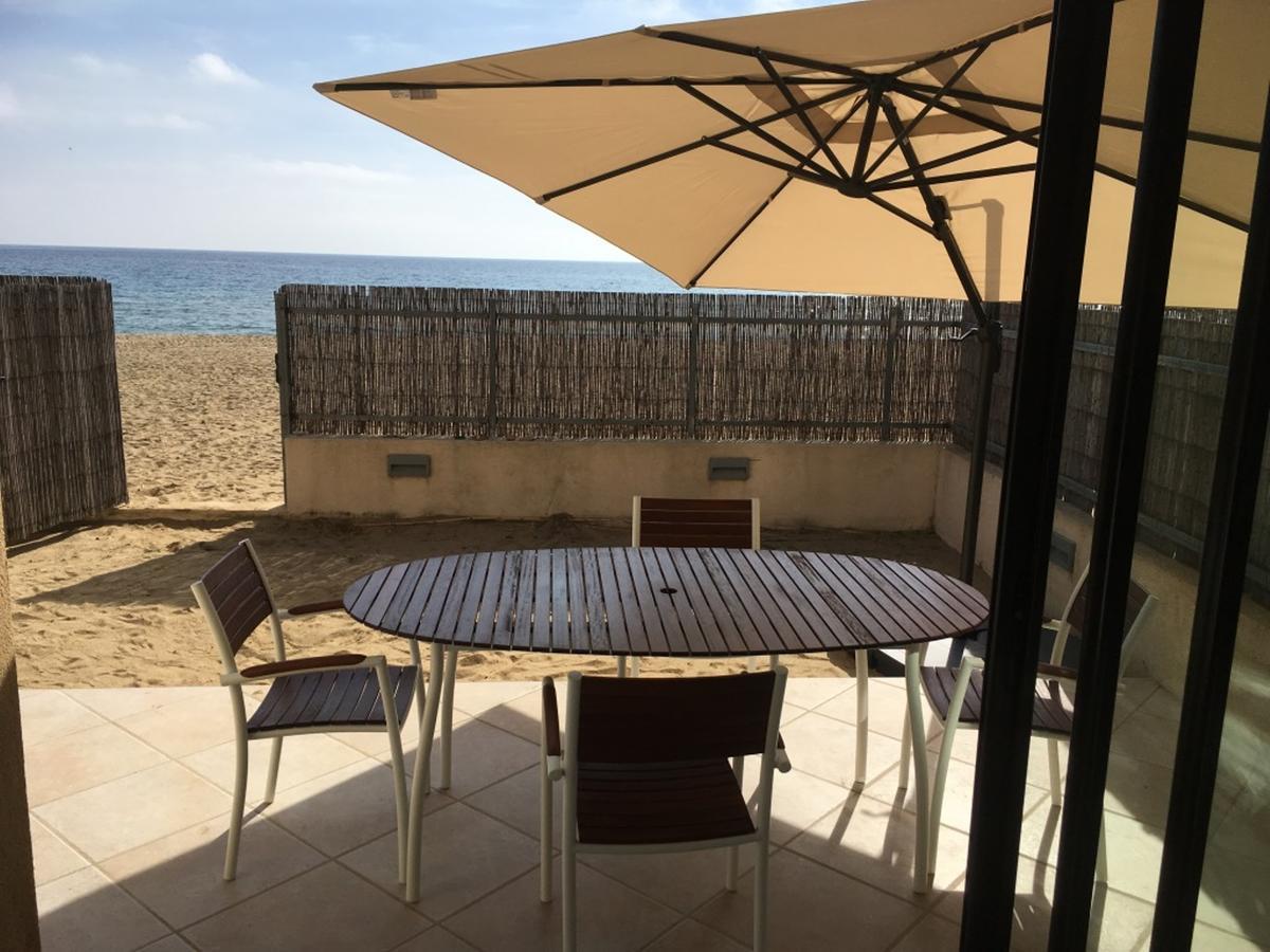 Appartement Face A La Mer La Croix-Valmer Bagian luar foto