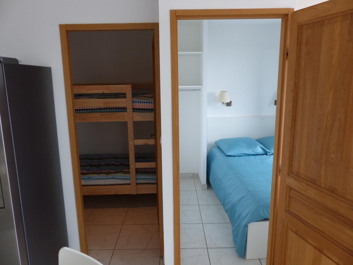Appartement Face A La Mer La Croix-Valmer Bagian luar foto